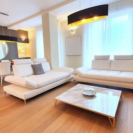 Le Jardin Saint Dominique Apartment
